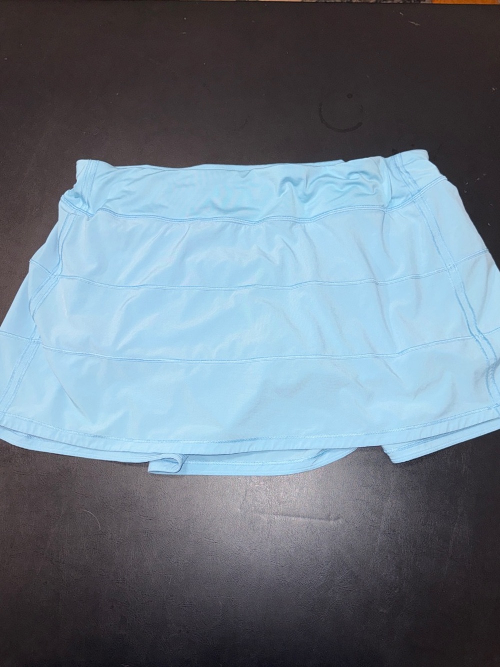 Lululemon Light Blue pace Rival Women’s Athletic Shorts Skort size 14